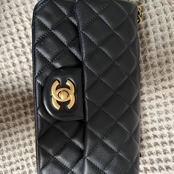 Pearl Crush Rectangular Mini - Picture 7 of 8